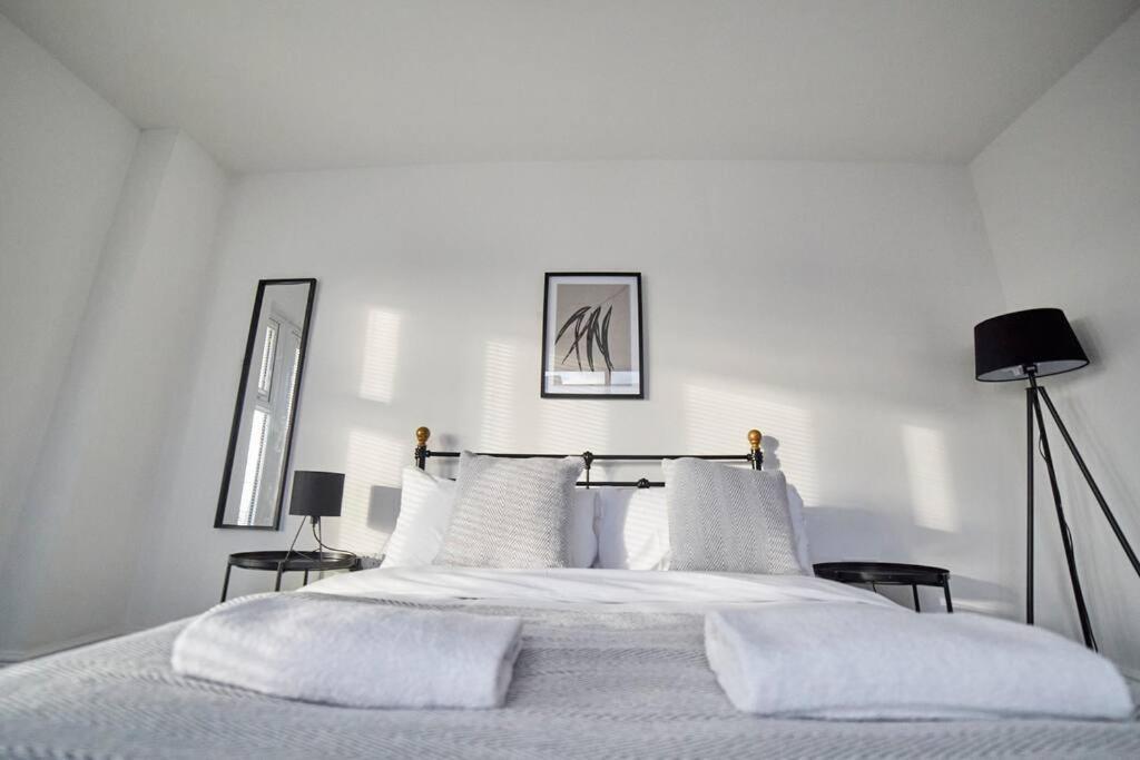 High Spec Spacious 2Bd Apt, Parking, Nr Newcastle ゲーツヘッド エクステリア 写真